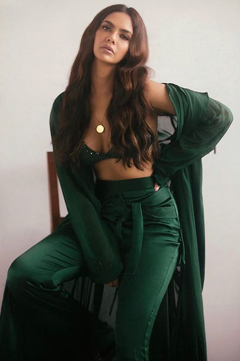 perniaspopupshop-esha-gupta-in-deme-by-gabriella